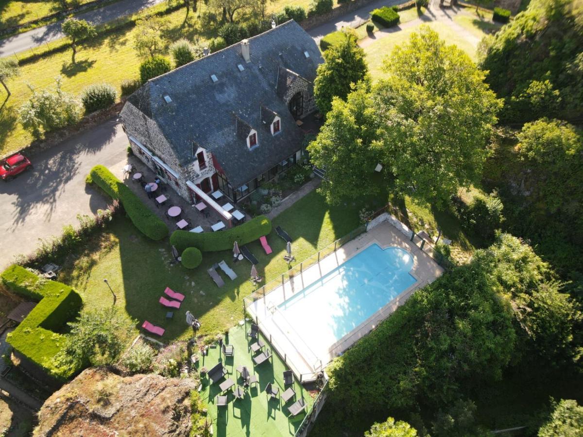 Auberge De L'Aspre Fontanges Esterno foto