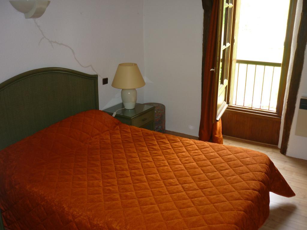Auberge De L'Aspre Fontanges Camera foto